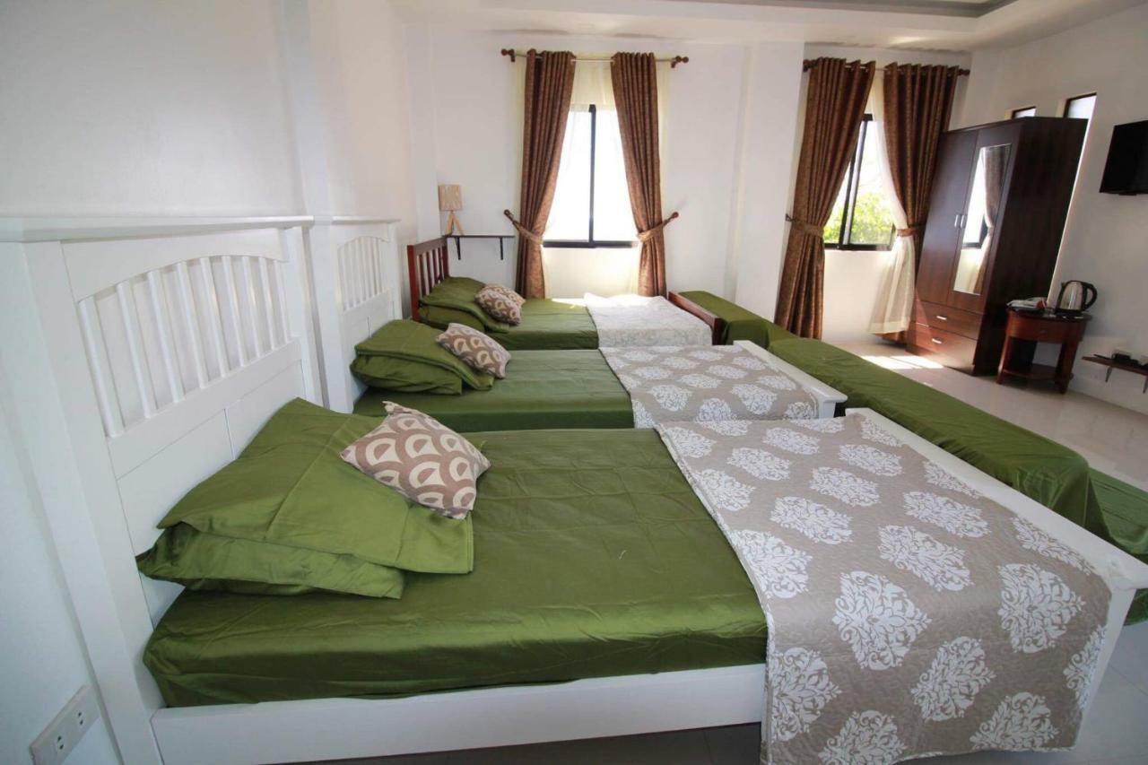 Melronz Inn Oslob Buitenkant foto
